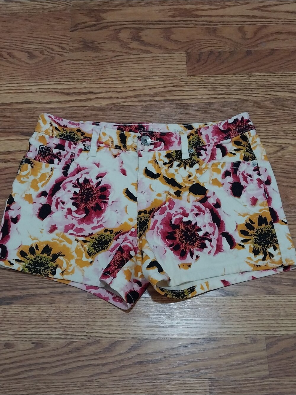a.n.a Floral Print Denim Shorts Women Sz 29/8 Pink Yellow White Tropical Shorts